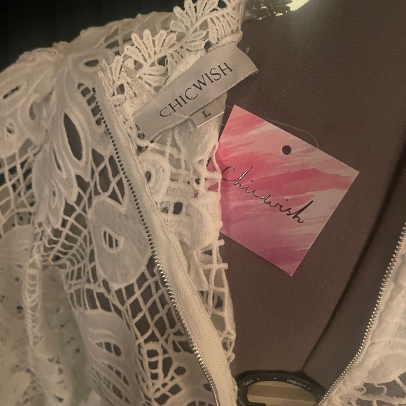 CHICWISH Endless Adoration White Crochet Mini Dress Long Sleeve Size L - Picture 9 of 11